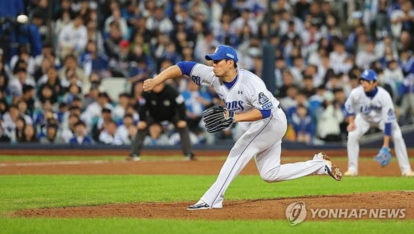 青岛93-105不敌广厦，来看赛后王博和刘维伟说了什么？