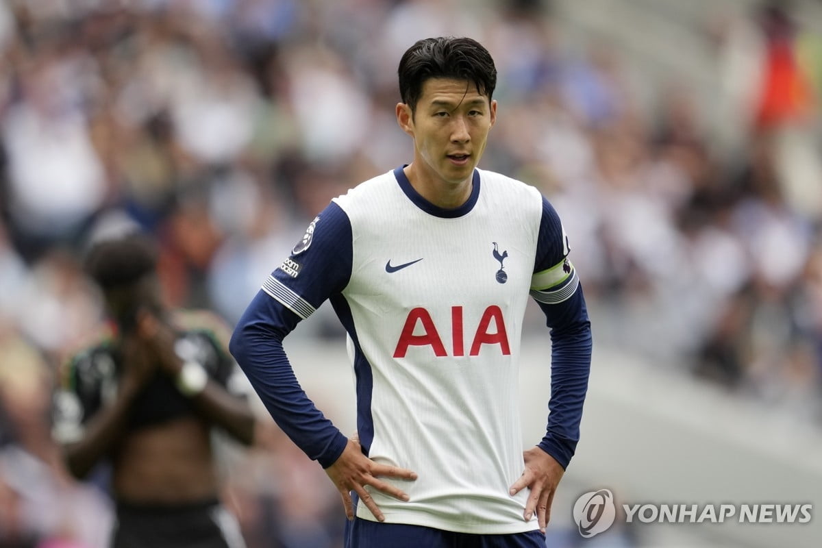 字母哥因膝盖受伤今日NBA杯对阵热火出战成疑