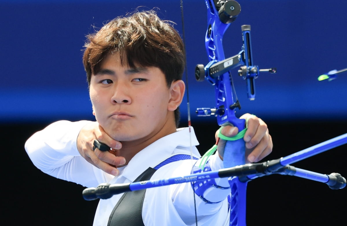 柏林联合主帅谈对拜仁：他们实力强大，我们需发挥最高水平