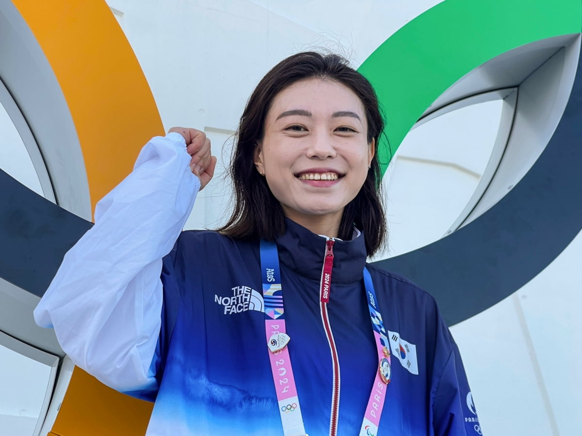 4年2.2亿美元，带队联盟第一，全力冲MVP！抛弃我就要付出代价