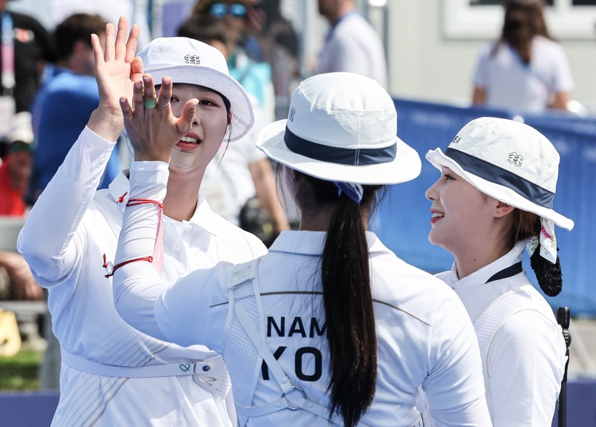 ESPN最新球队实力榜：绿军榜首，勇士11、湖人17