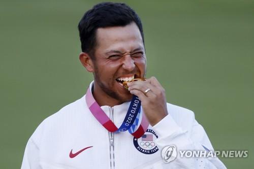 达胡德vs波鸿全场数据：1进球，1助攻，2次关键传球
