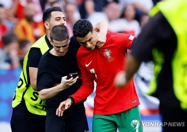 国米vs阿森纳半场数据：射门6-7射正1-2，角球0-7